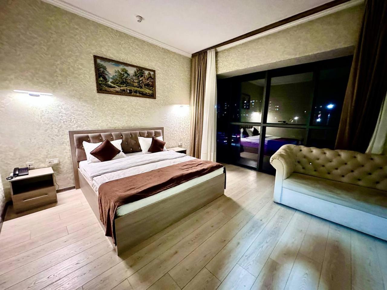 Izza Palace Hotel 150Mbs Wifi 타슈켄트 외부 사진