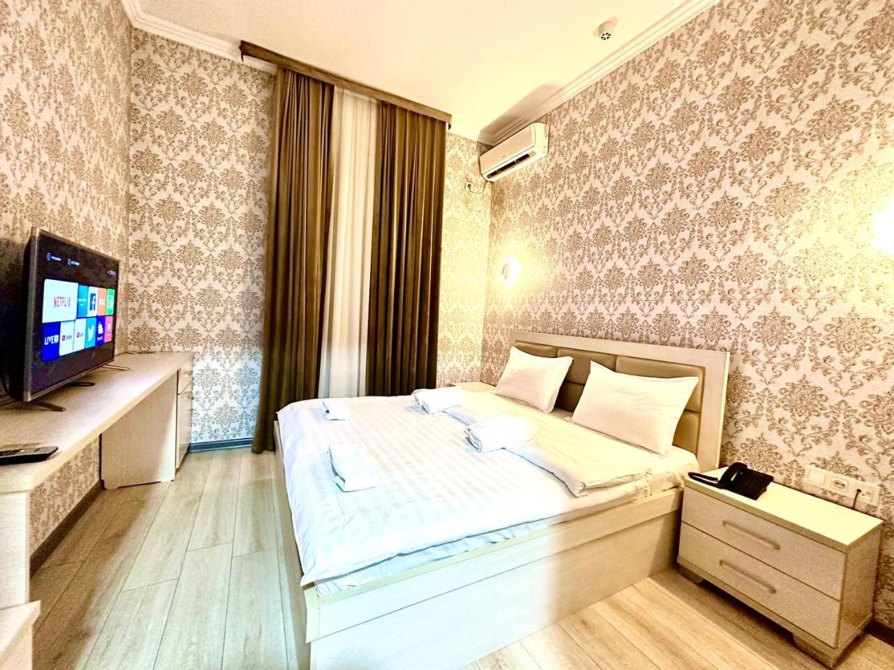 Izza Palace Hotel 150Mbs Wifi 타슈켄트 외부 사진